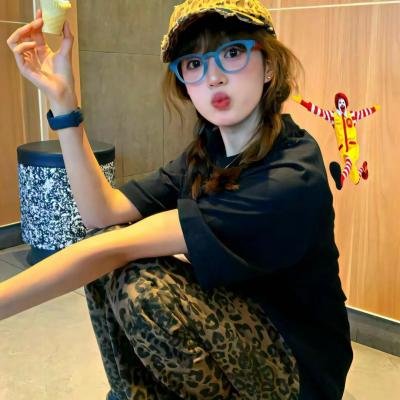 超硬伴娘